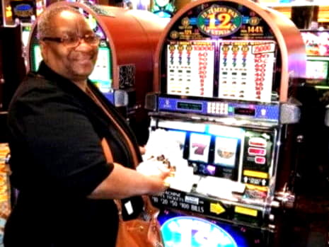 EUR 880 Kasiinoturniir Video Slots kasiinos